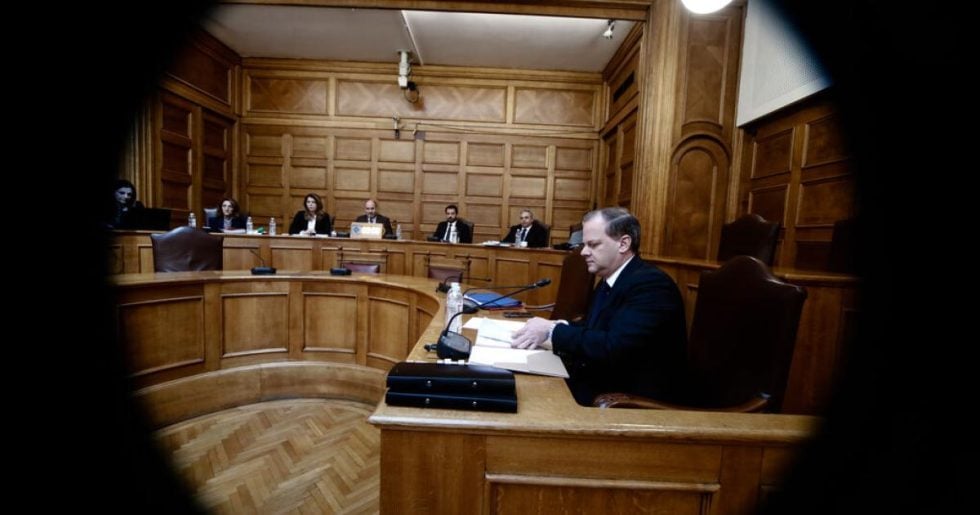 Το φιάσκο της Εξεταστικής και η παρωδία της Προανακριτικής